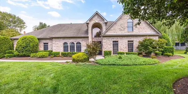 821 Mcguffeys Drive