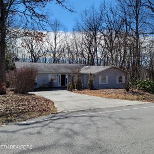 318 Lakeview Drive