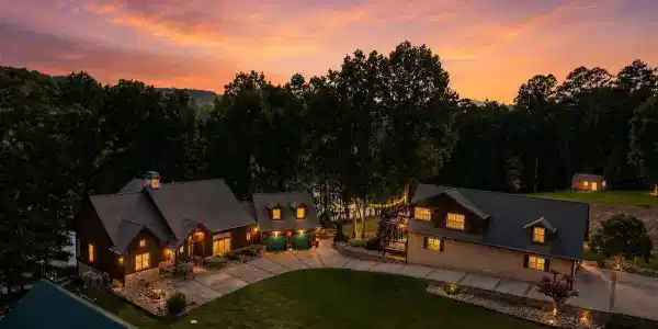 169 Helms Ferry Rd