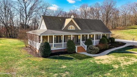 190 Vineyard Cove Drive