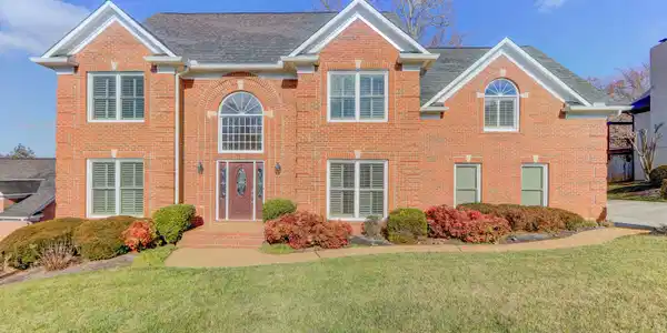 10313 Castlebridge Court
