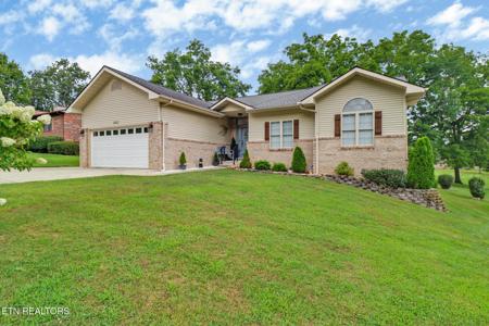 3016 Seminole Loop