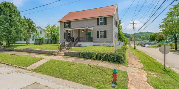 Image 2: 2-web-or-mls-431 Carter Ave