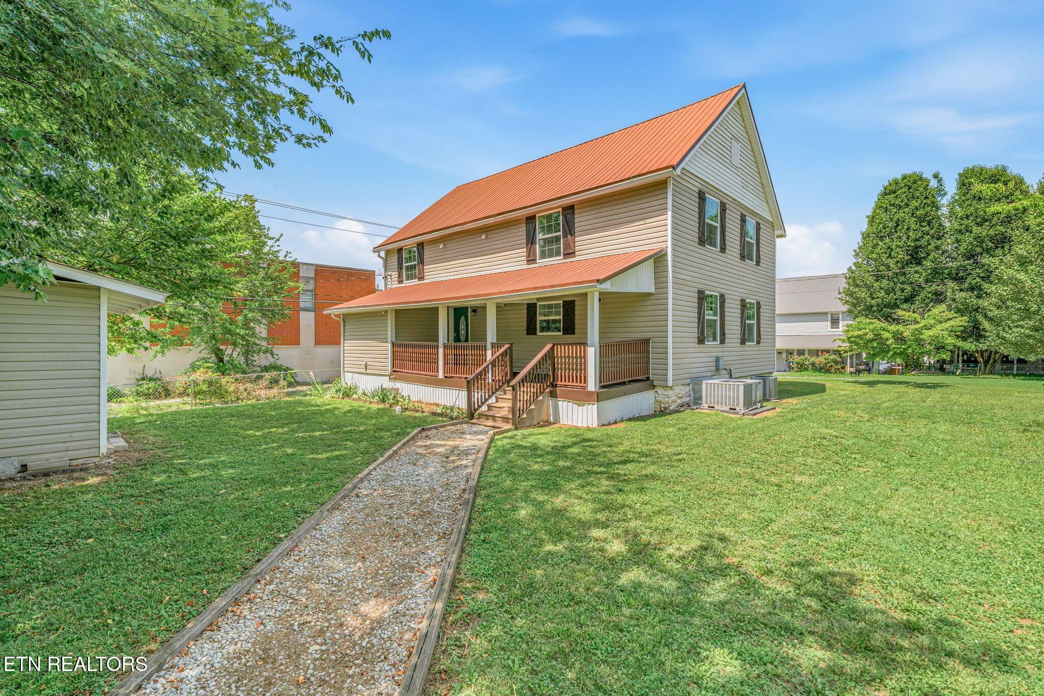 Image 3: 3-web-or-mls-431 Carter Ave-34
