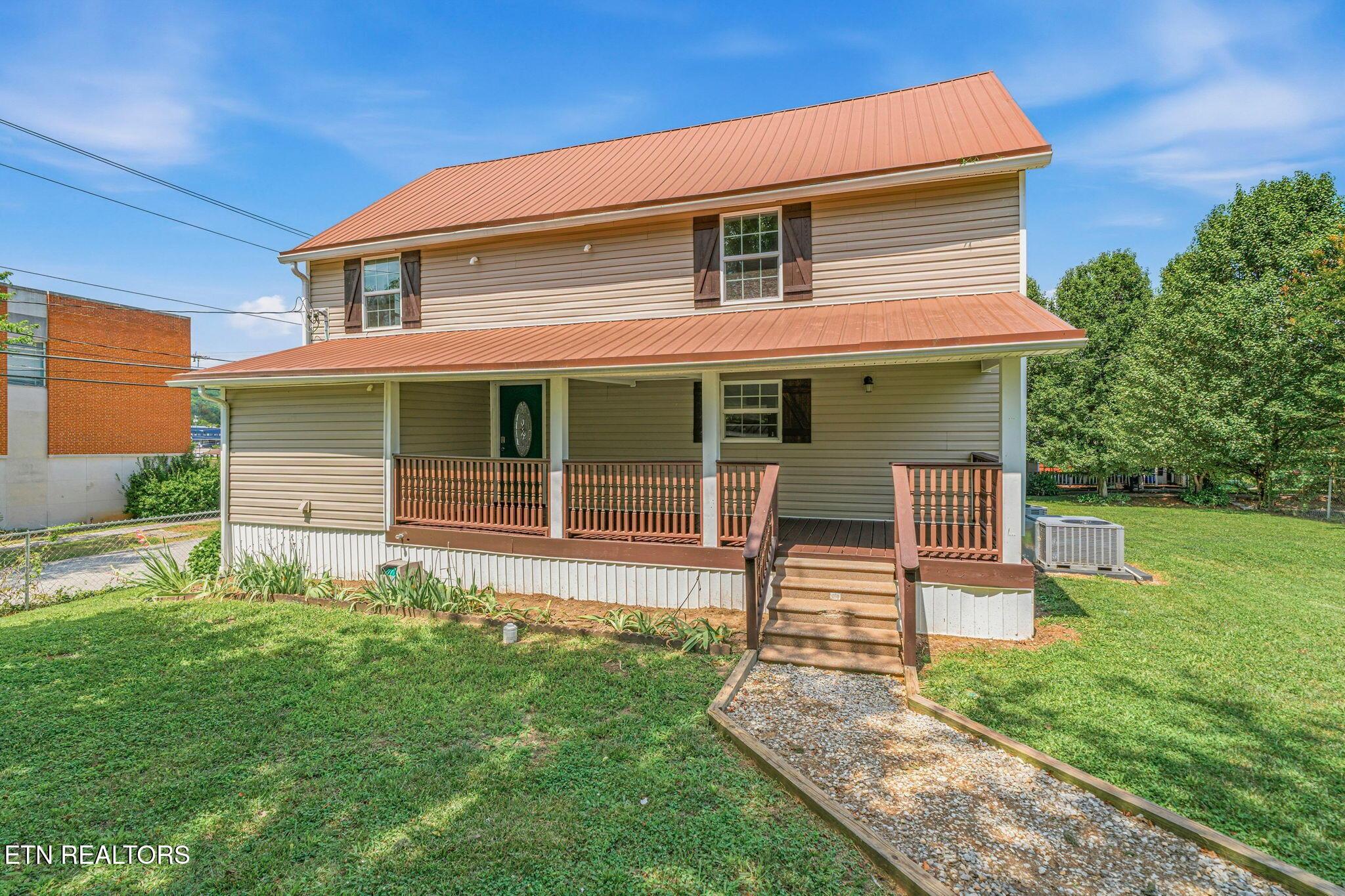 Image 4: 4-web-or-mls-431 Carter Ave-35