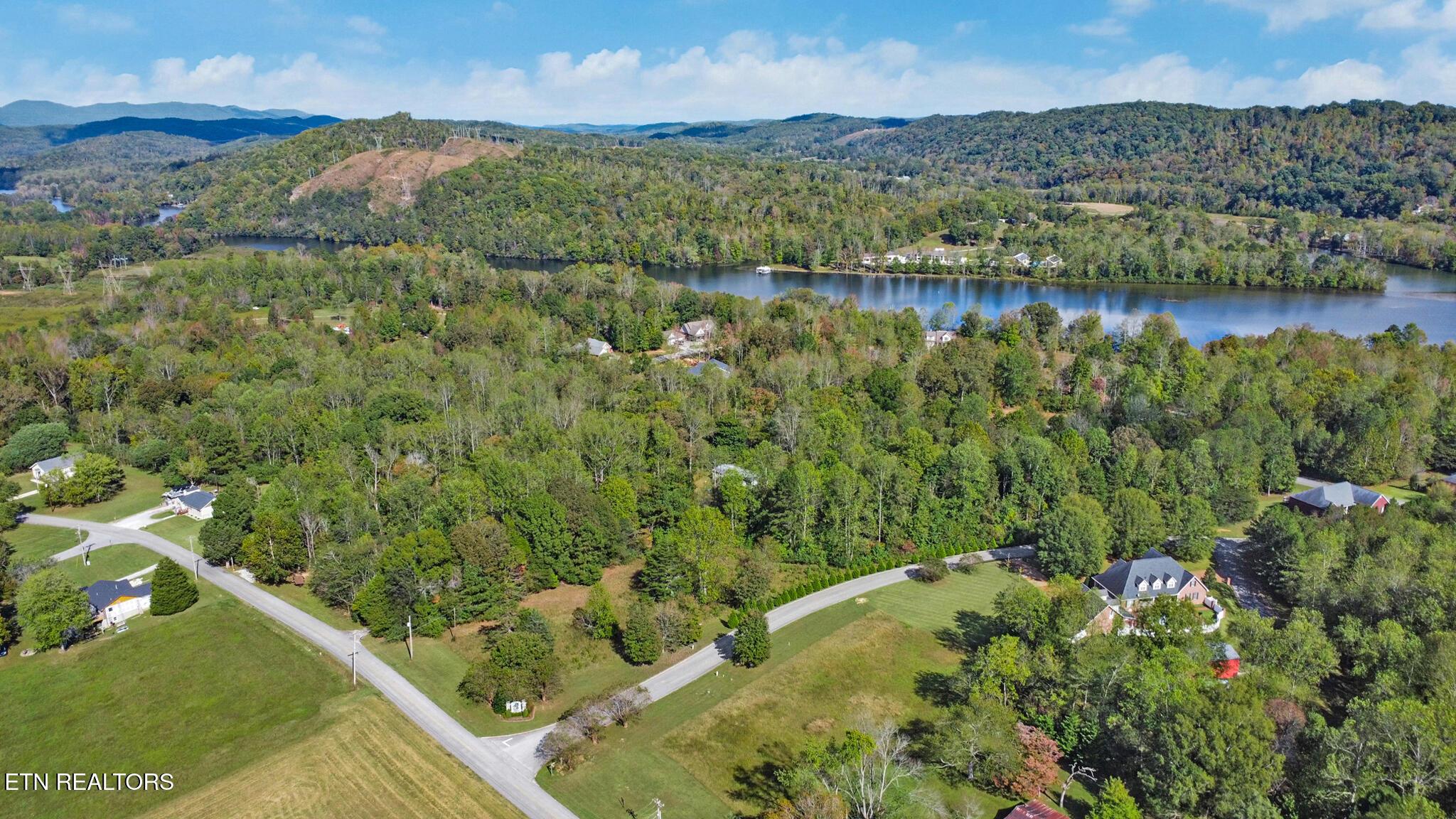Image 2: dji_0294-dji_0296