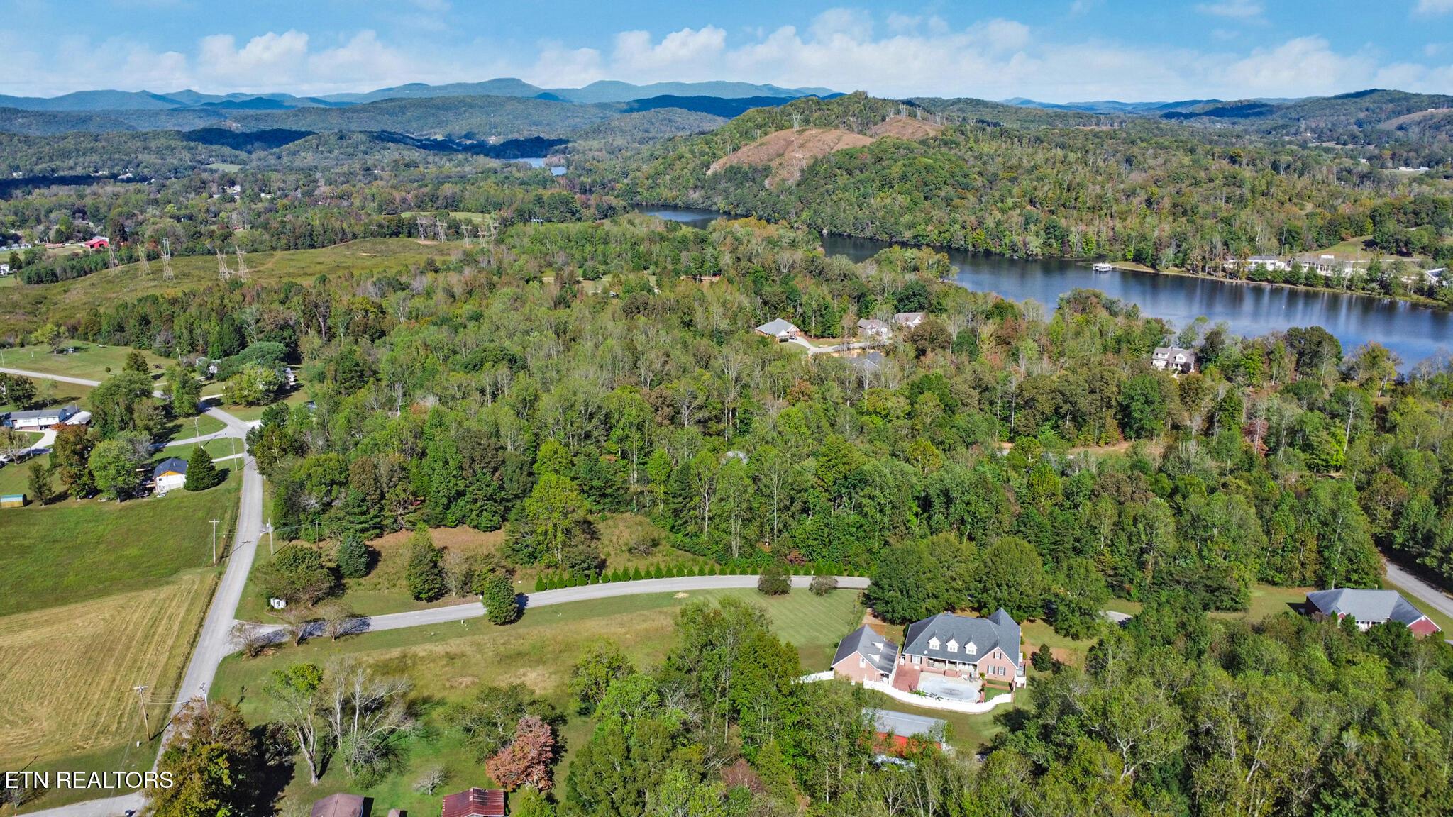 Image 3: dji_0297-dji_0299