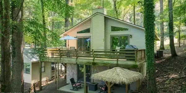 579 Dogwood Lane