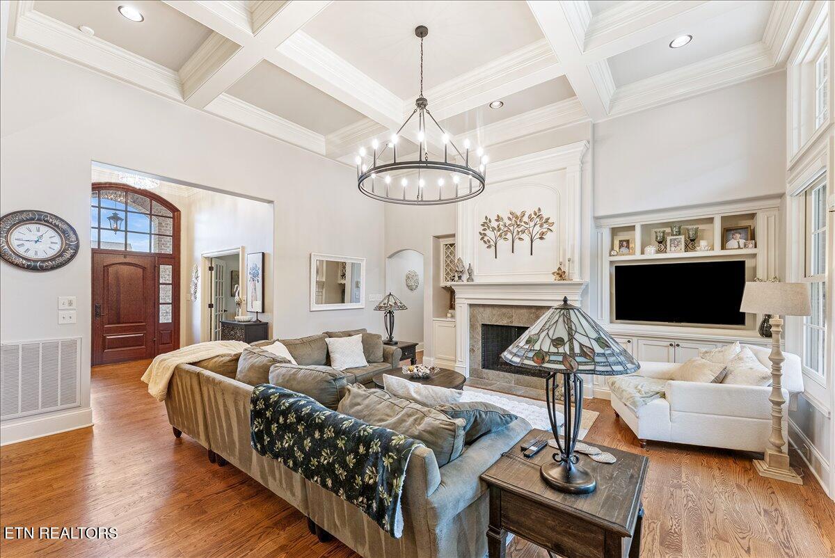 Image 3: 09-Living Room A3