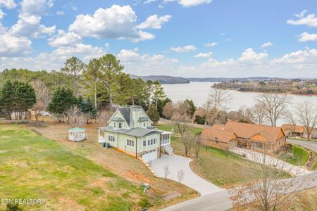309 Southshore Drive