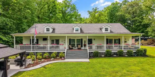 598 Huff Bend Lane