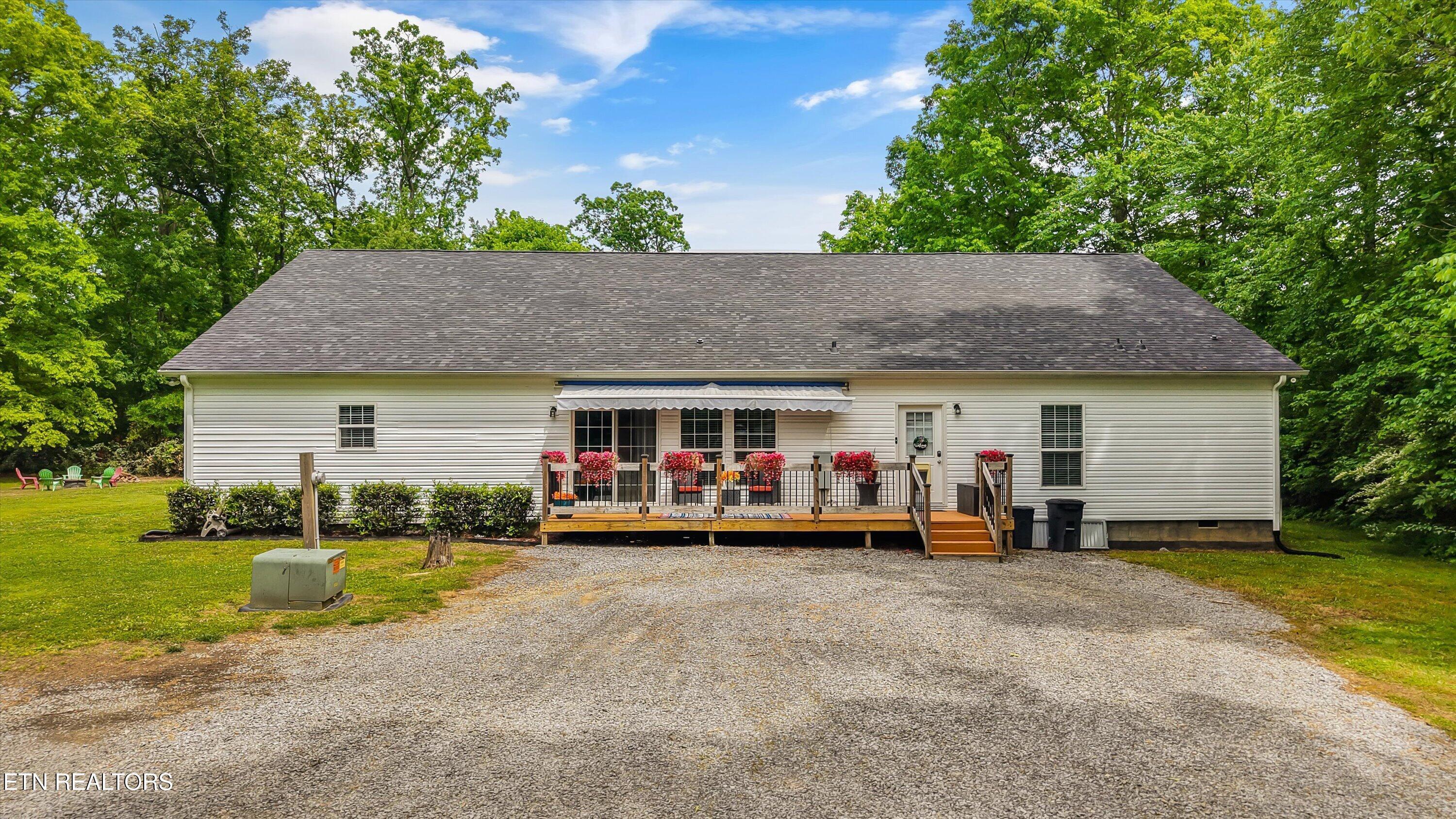 Image 3: 598 Huff Bend Lane