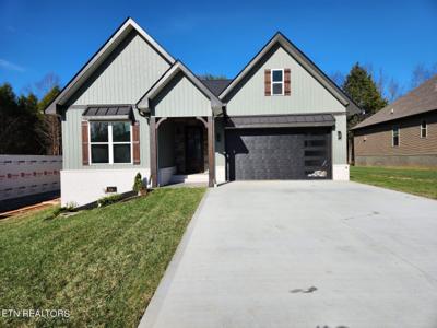 124 Tsuhdatsi Way