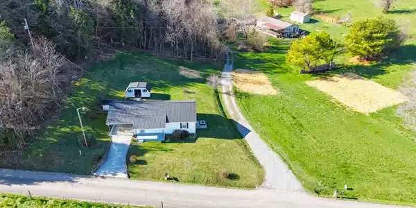 Image 4: AERIAL 1585 HILL ROAD