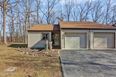 386 Lake Catherine Court