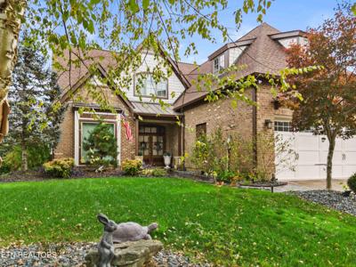 944 Ironwood Lane