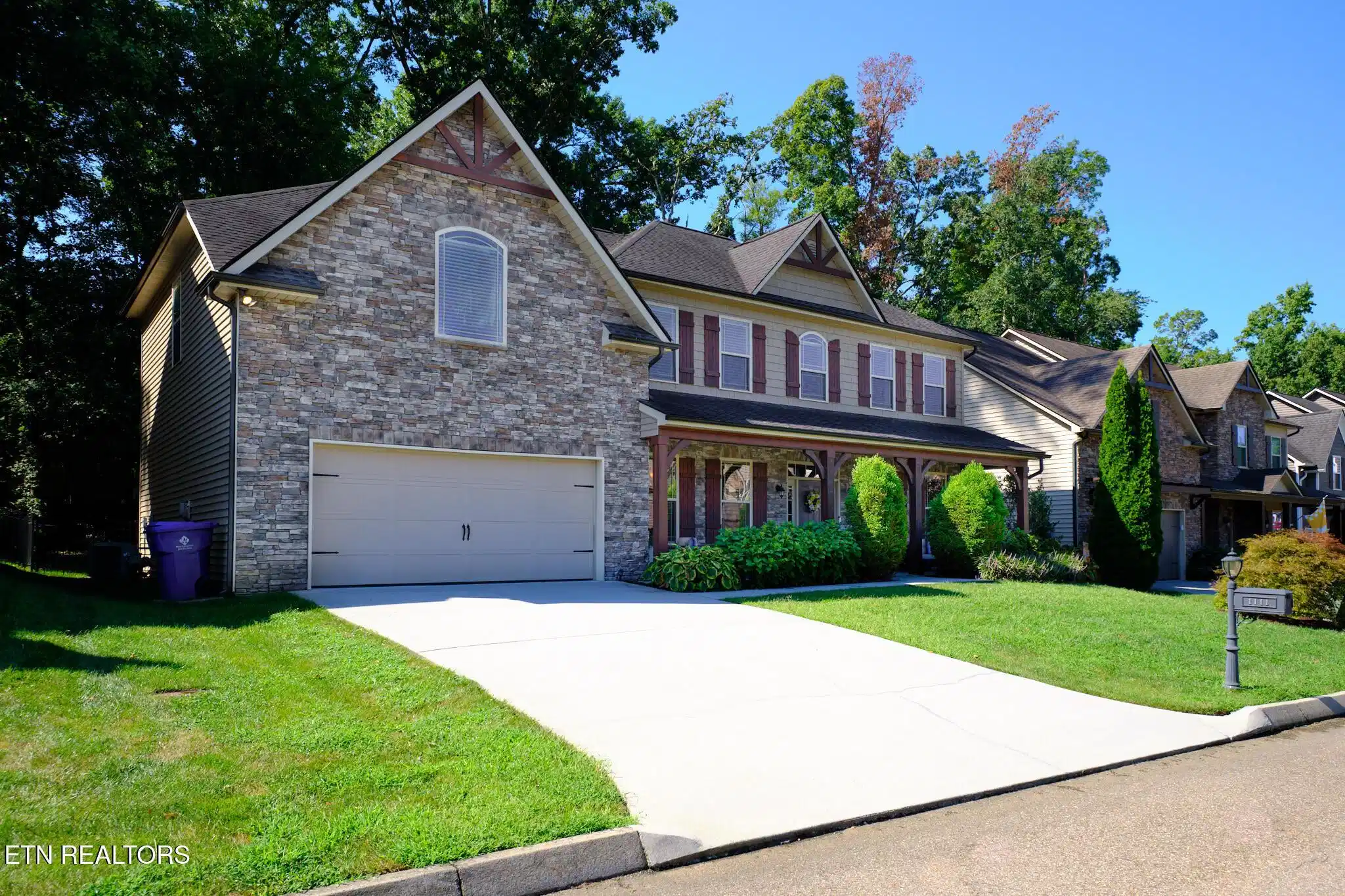 Image 1: 1111 Front Royal Ln