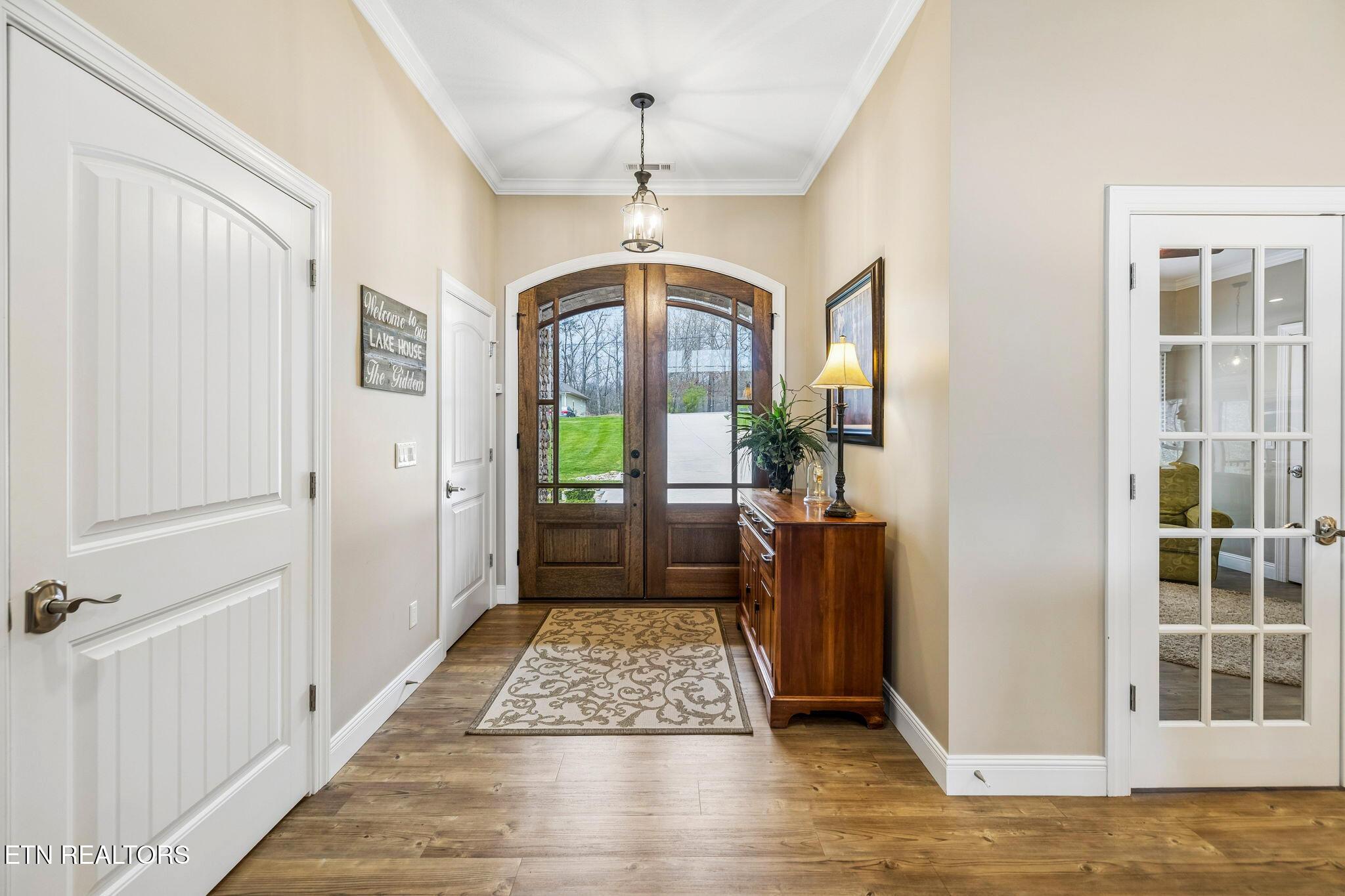 Image 4: 8-117 Bradford Ln - 008