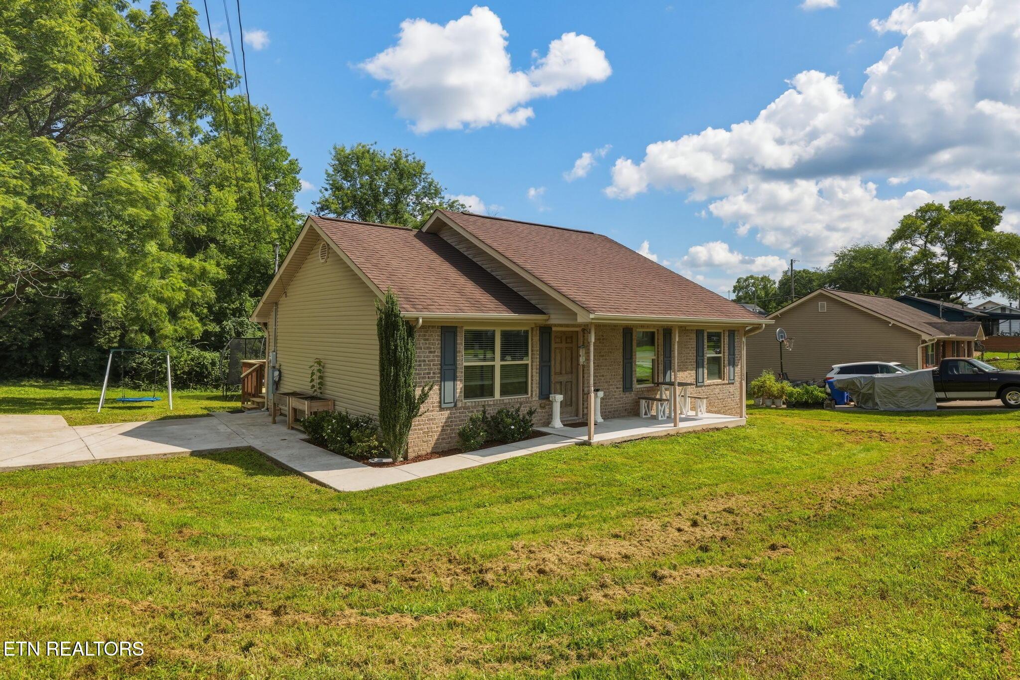 Image 4: 4-web-or-mls-DZ3A9491