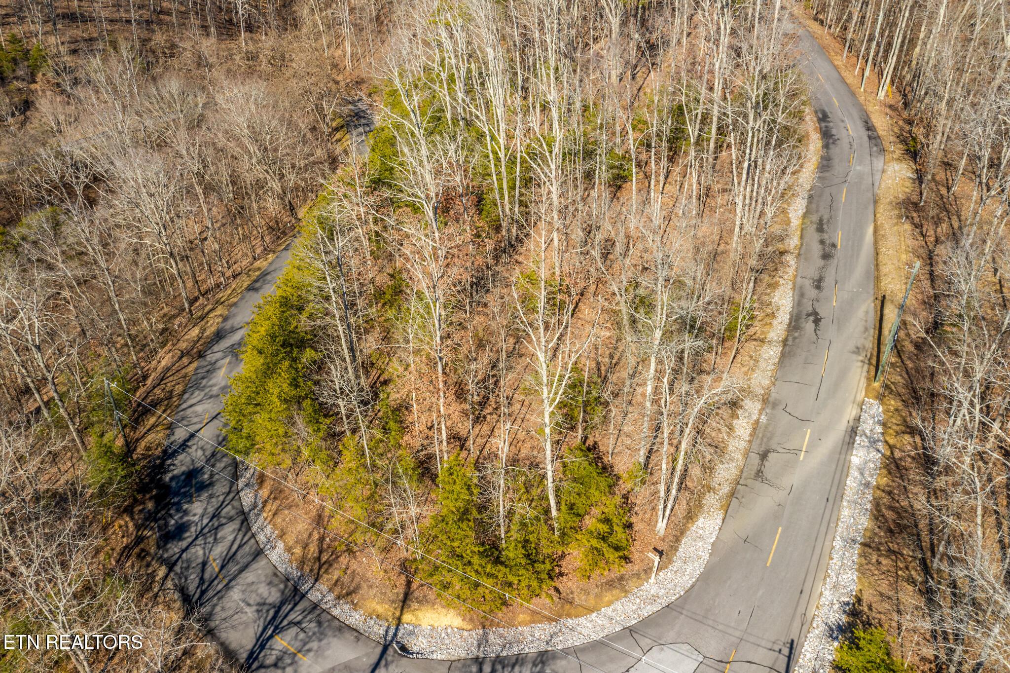 Image 2: 1324 Muskogee Drive - 2