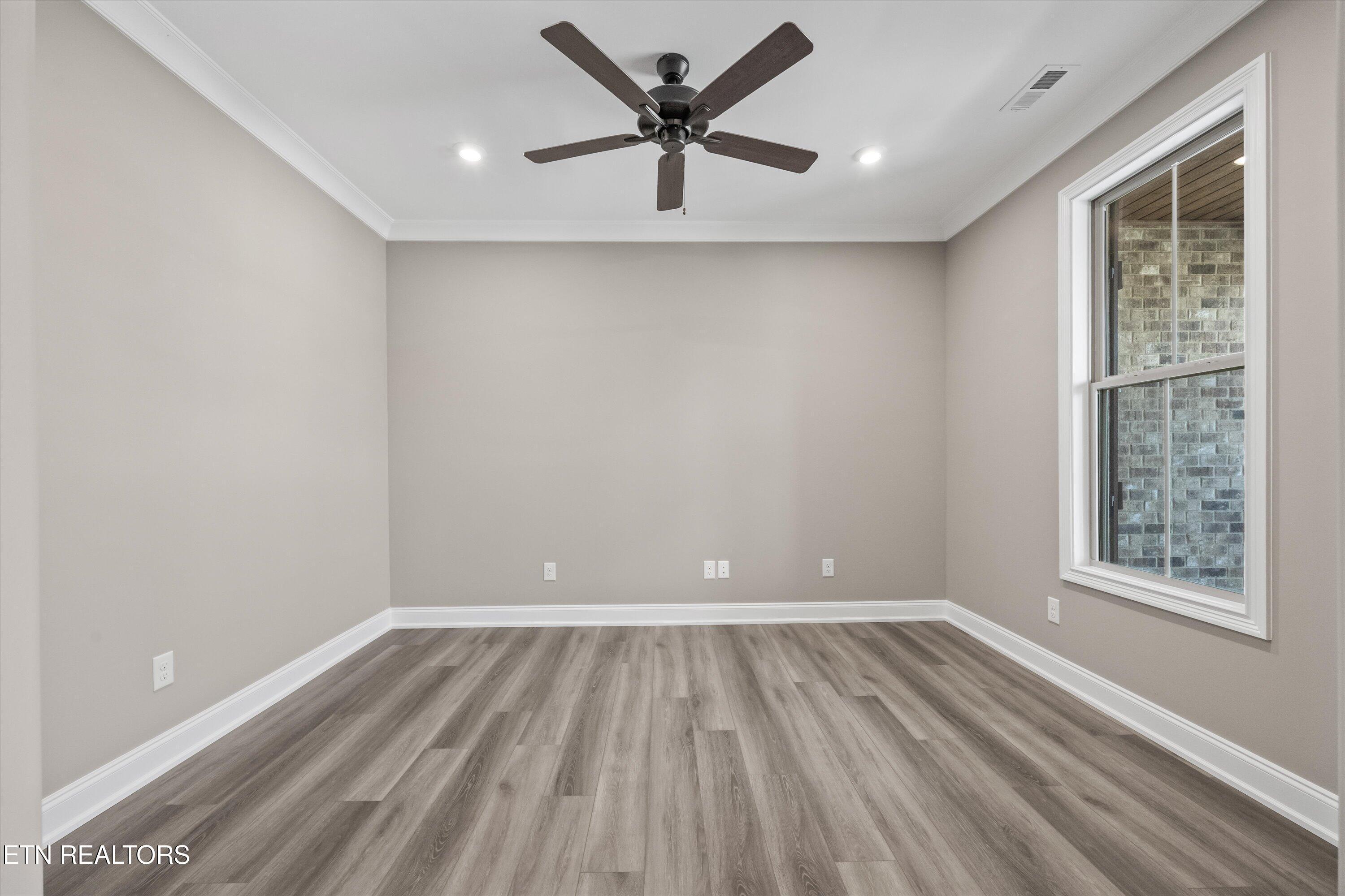 Image 4: Study/Office