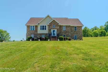 1463 River Run Circle