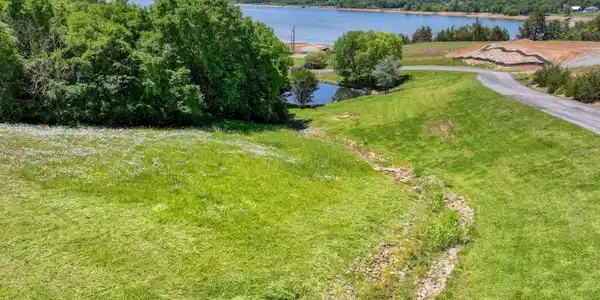 Image 2: DJI_20260508124246_0878_D_86