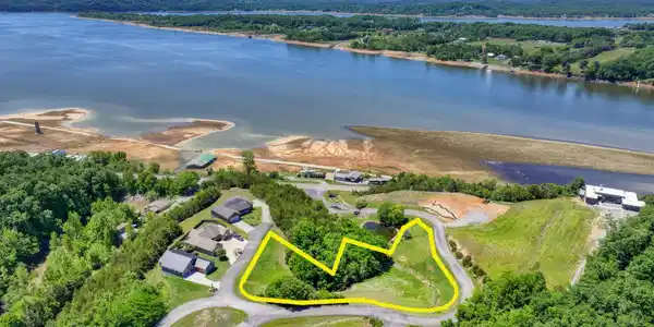 Image 3: DJI_20260508124018_0853_D_81