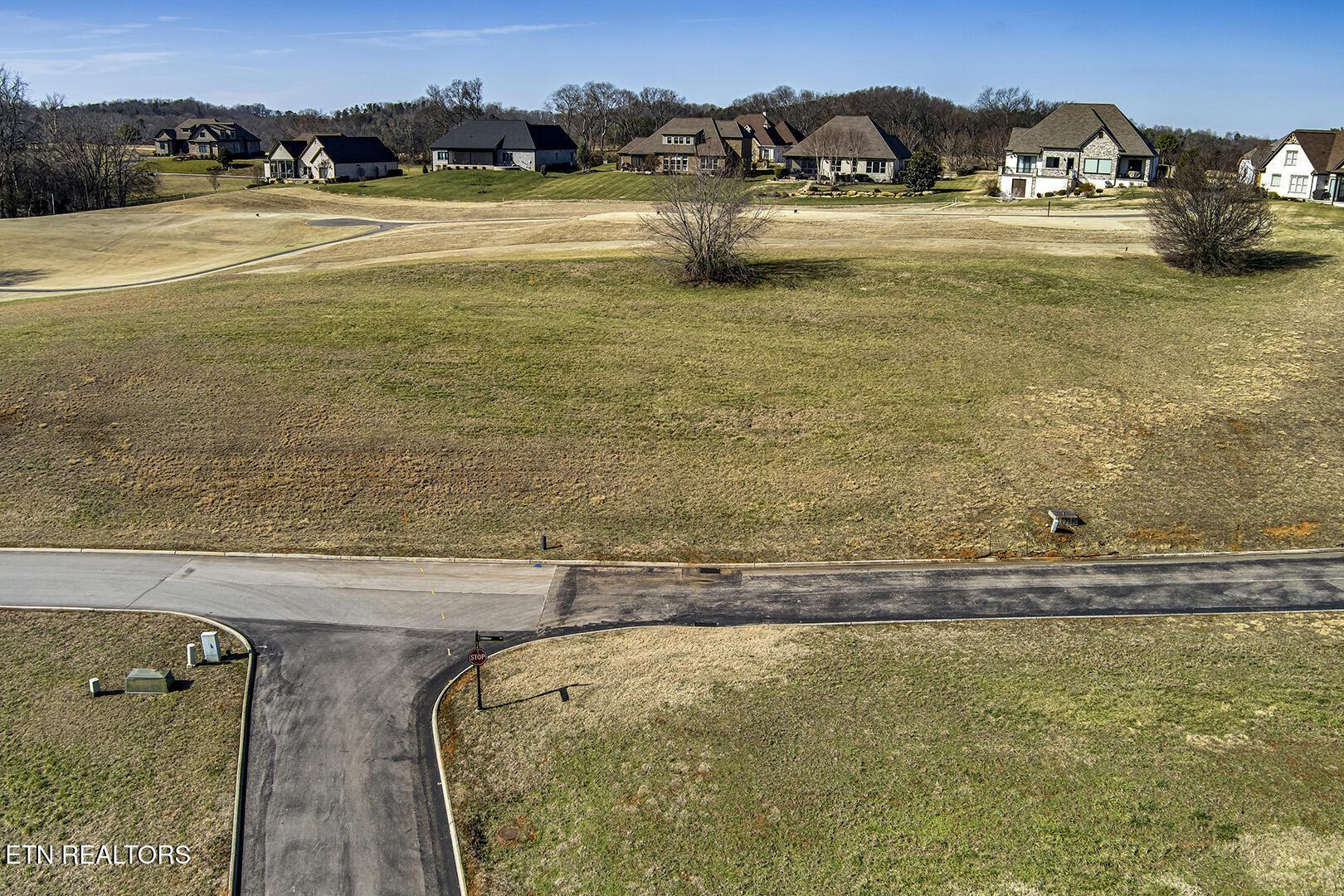 Image 1: 01_KilldeerDrive_195_StreetElevated_NW