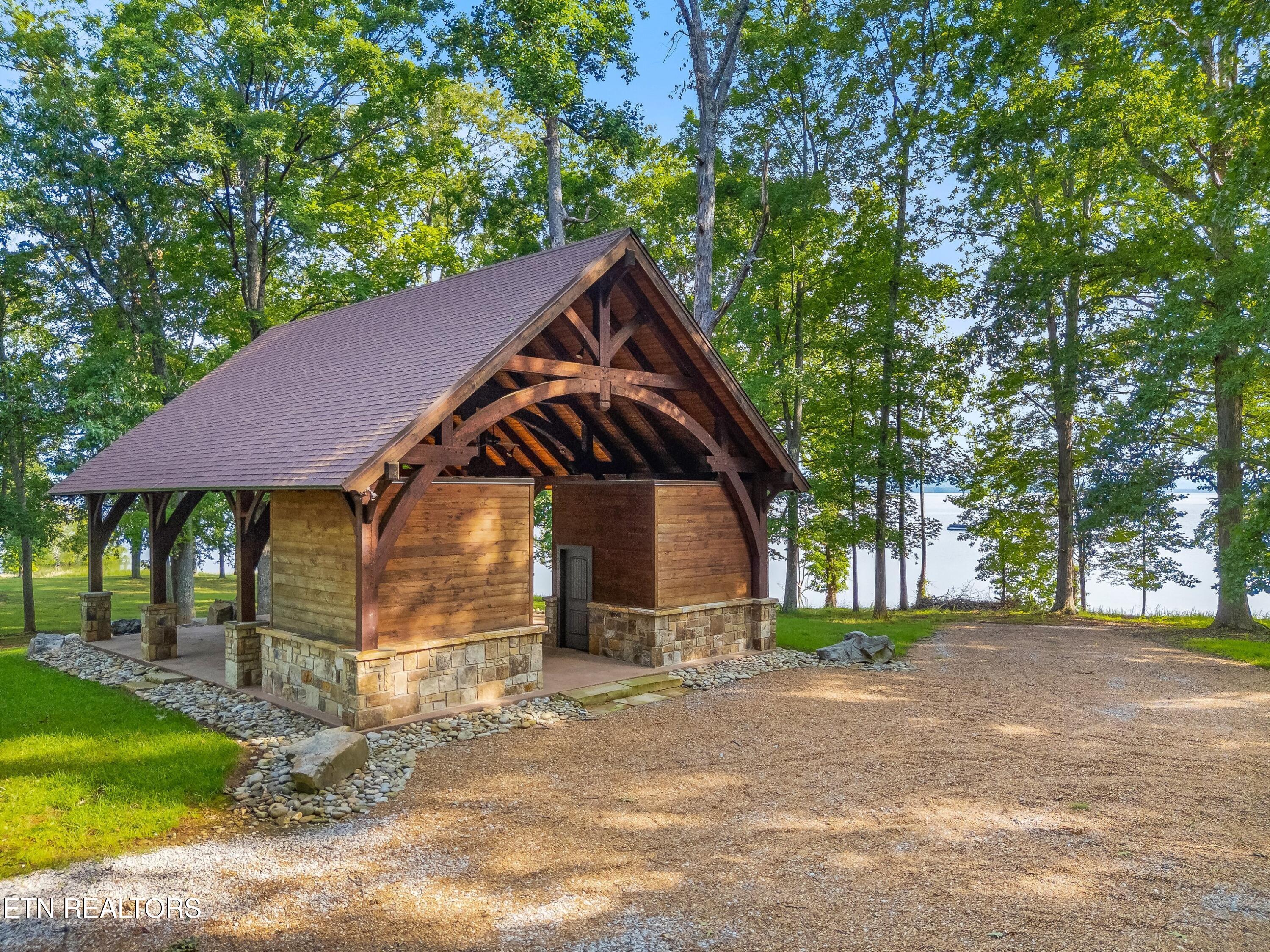 Image 3: 006-463HeatherBrookDrive-JeffersonCity-T