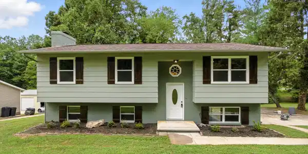 1545 Johnathan Drive