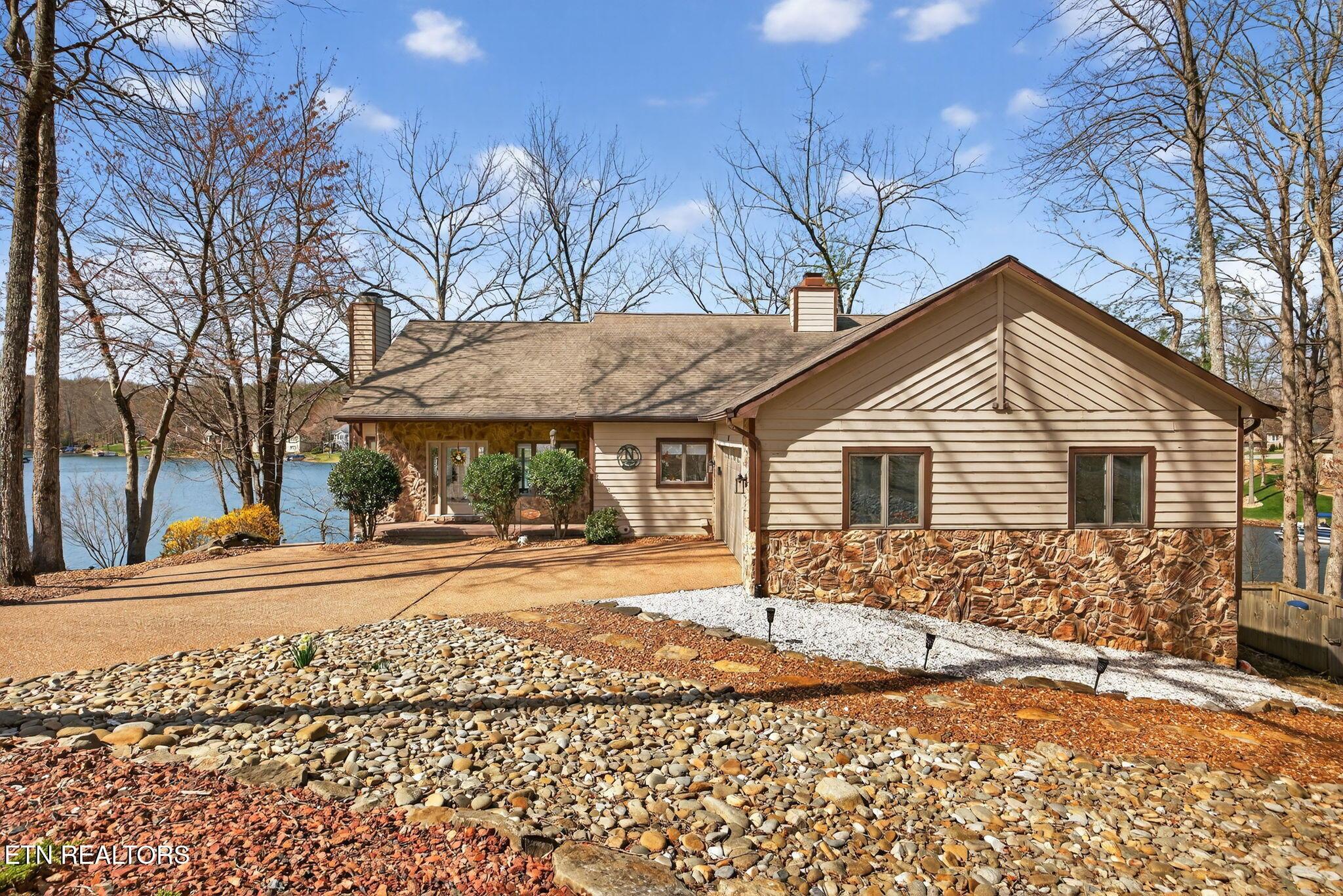 Image 2: Front of home