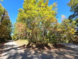.4+- Ac S Hilltop Drive