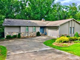 166 Lakeside Drive