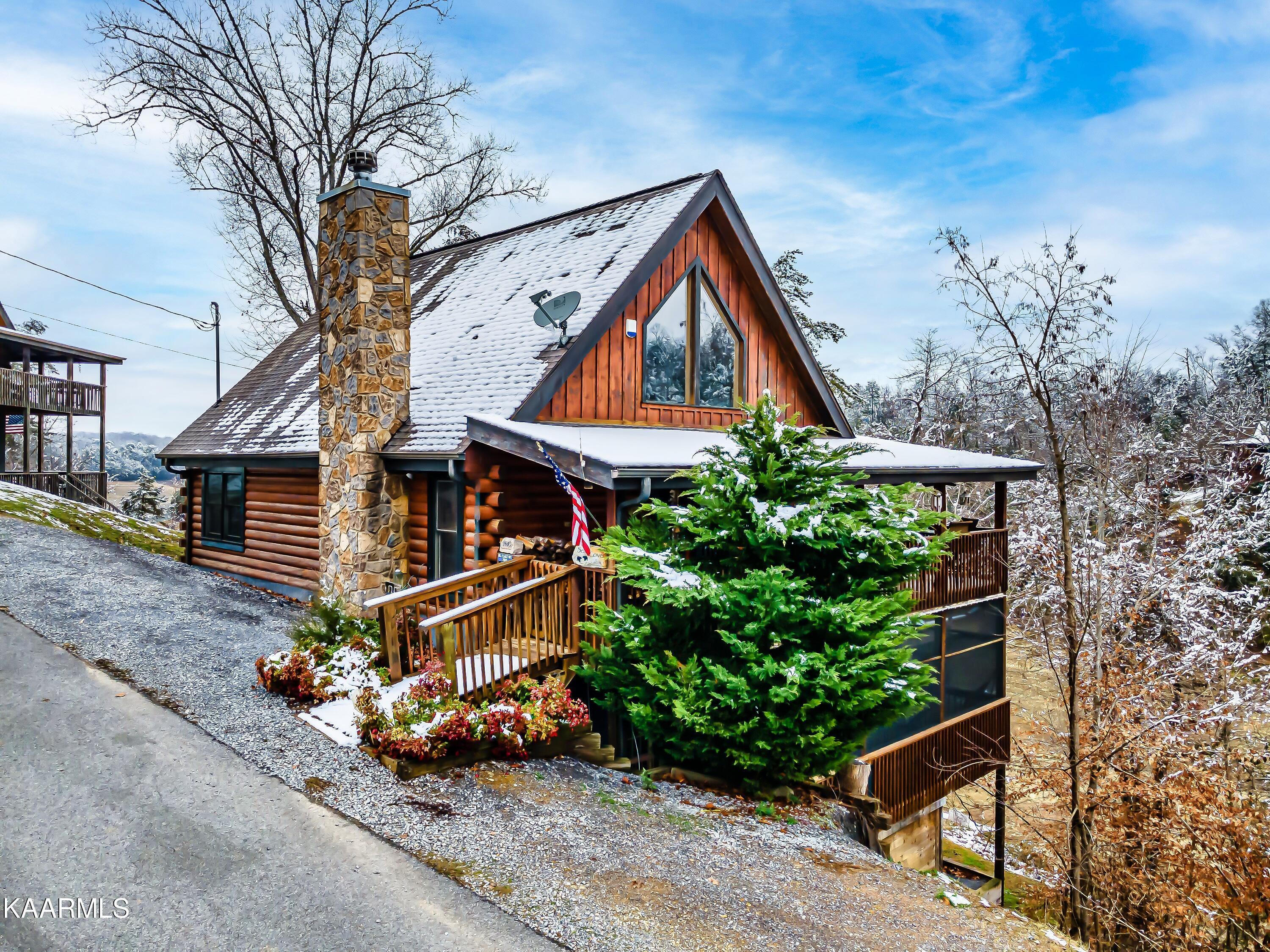 2045 Bill Flagle Way, Sevierville, TN lhrmls01116655