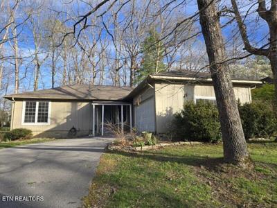 124 Lakeshire Drive