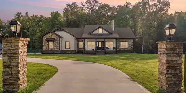 964 Deerwood Drive