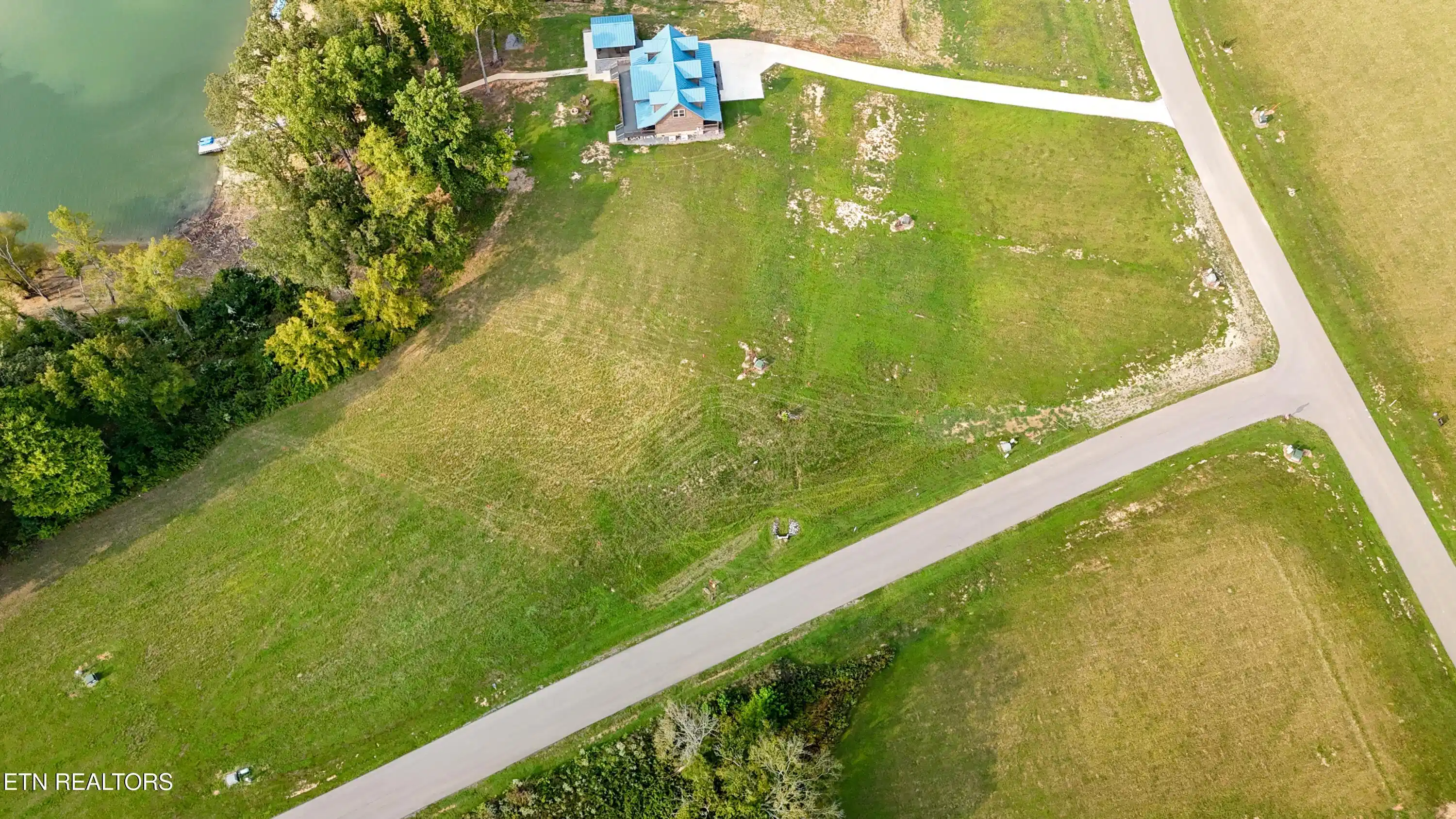 Image 1: dji_fly_20250905_175212_0222_17571177402