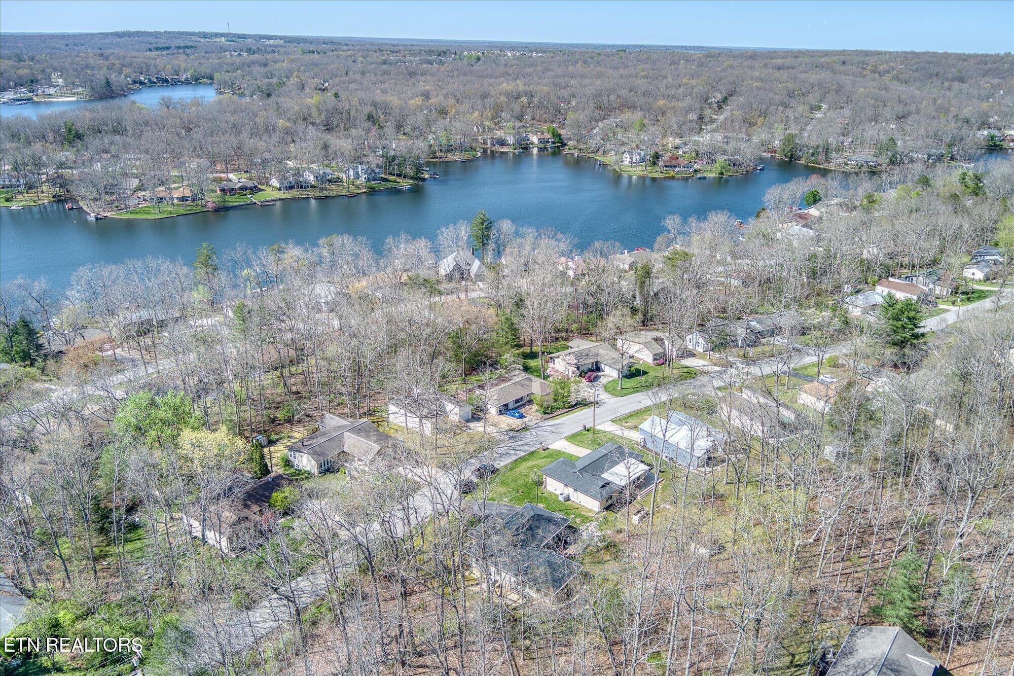 Image 3: Lake View