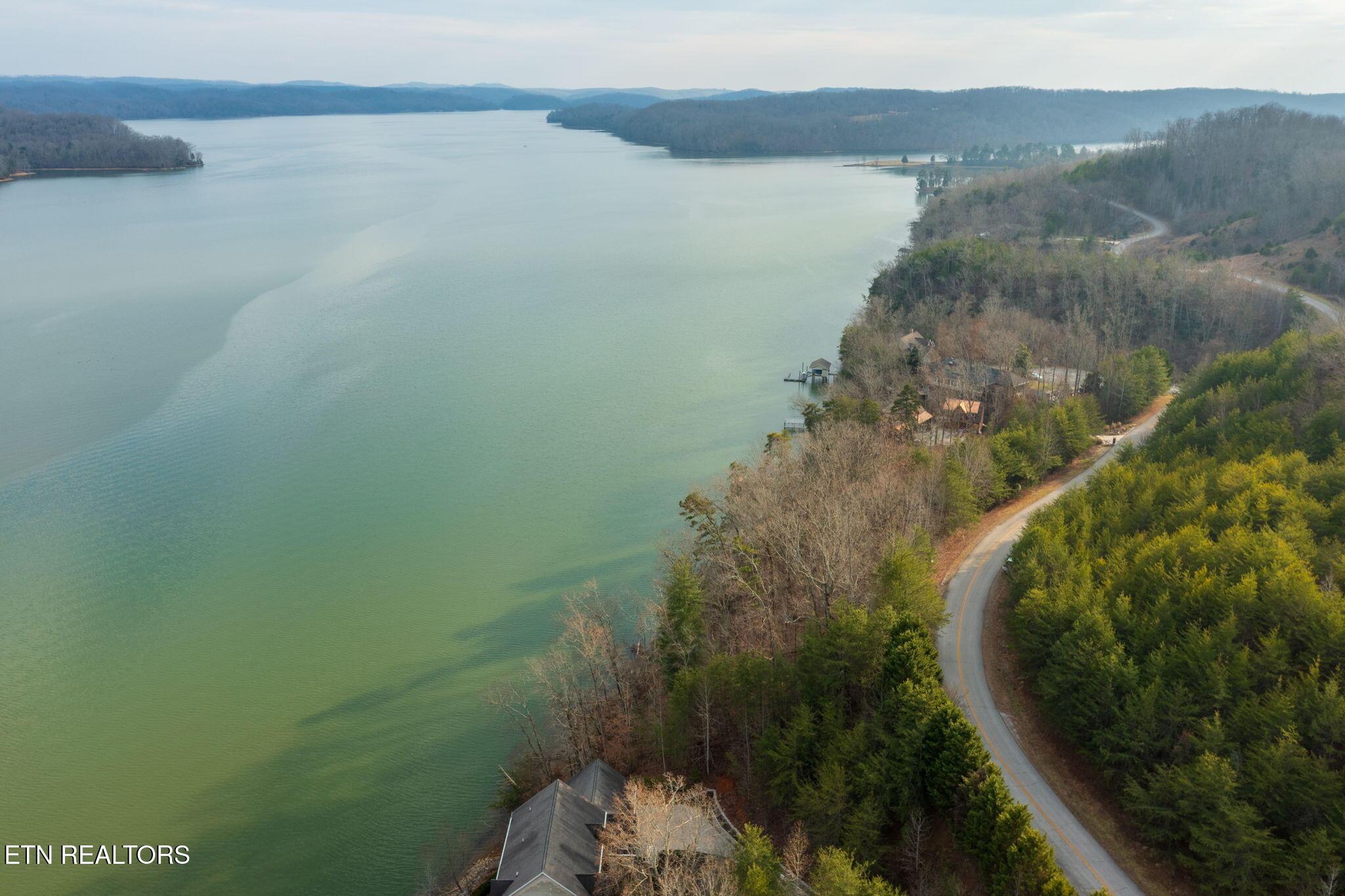 Image 3: homesandvideos aerials-10707