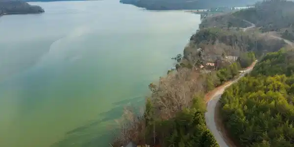 Image 3: homesandvideos aerials-10707