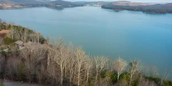 Image 3: homesandvideos aerials-10682
