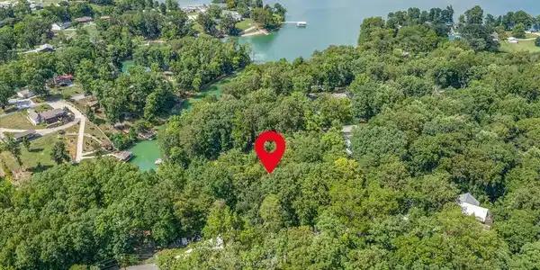 Image 2: bootbluff drone shot with marker 2