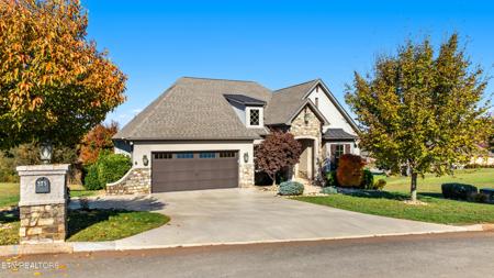 275 Hummingbird Drive