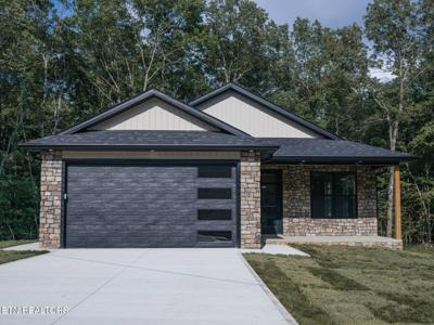 131 Rowewood Lane