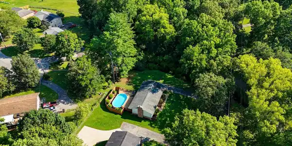 Image 3: 39-5911 Tyner Ln-39