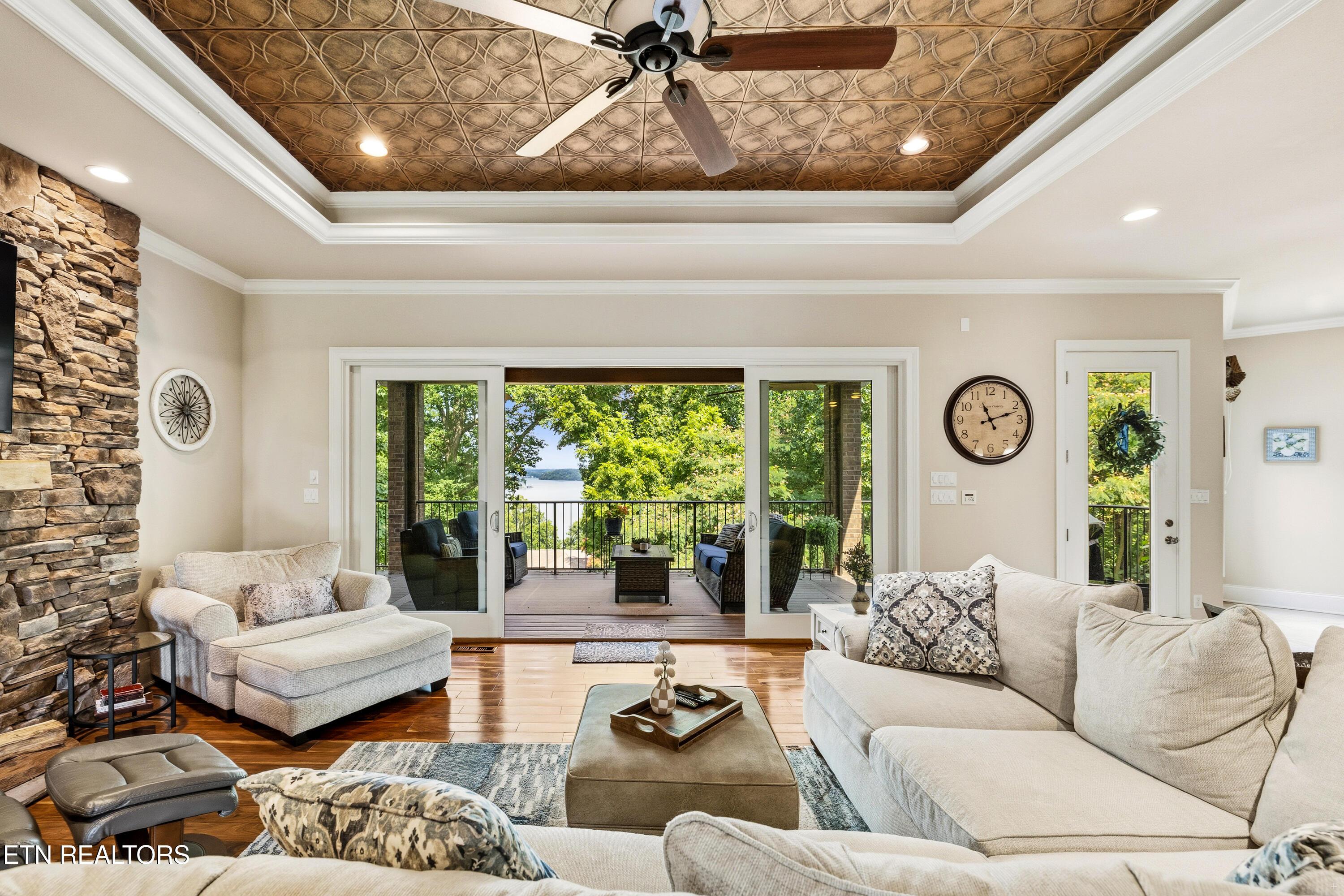 Image 4: Living Room with an Incredible View
