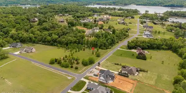 Image 3: DJI_20260501142138_0060_D-HDR