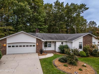 238 Lakeview Drive