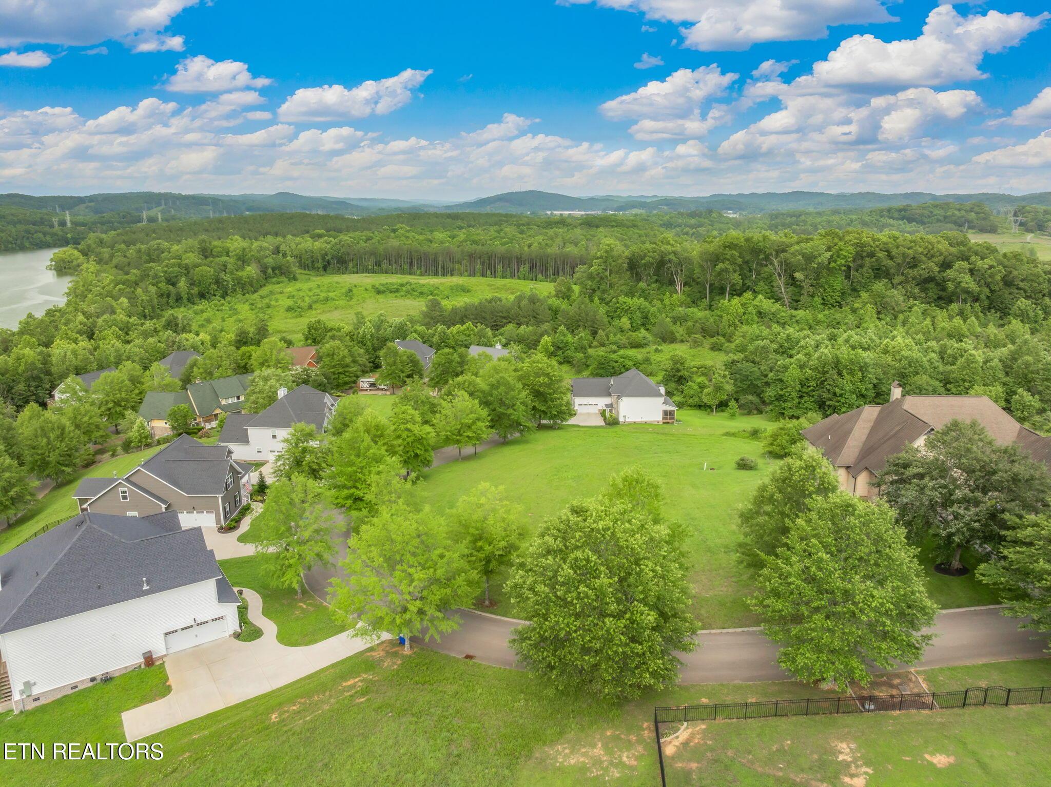 Image 2: 2-web-or-mls-134 Pineberry Street-2